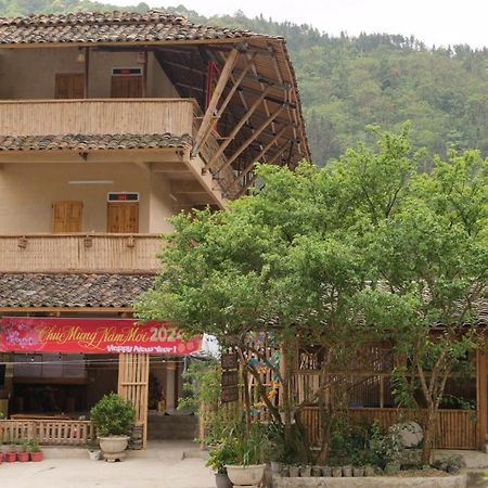 Homestay Nha Pao Loung Kam Kültér fotó