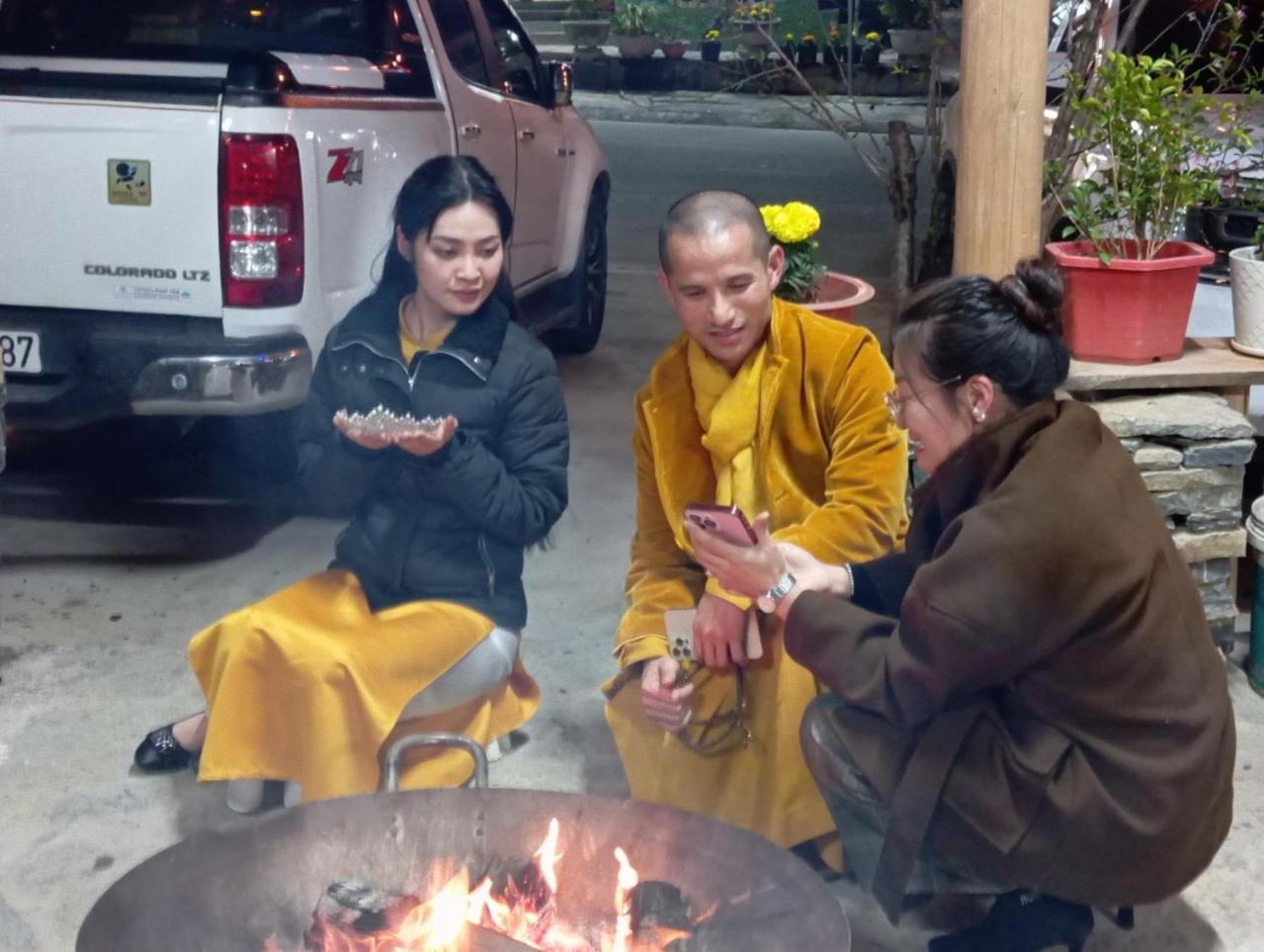 Homestay Nha Pao Loung Kam Kültér fotó