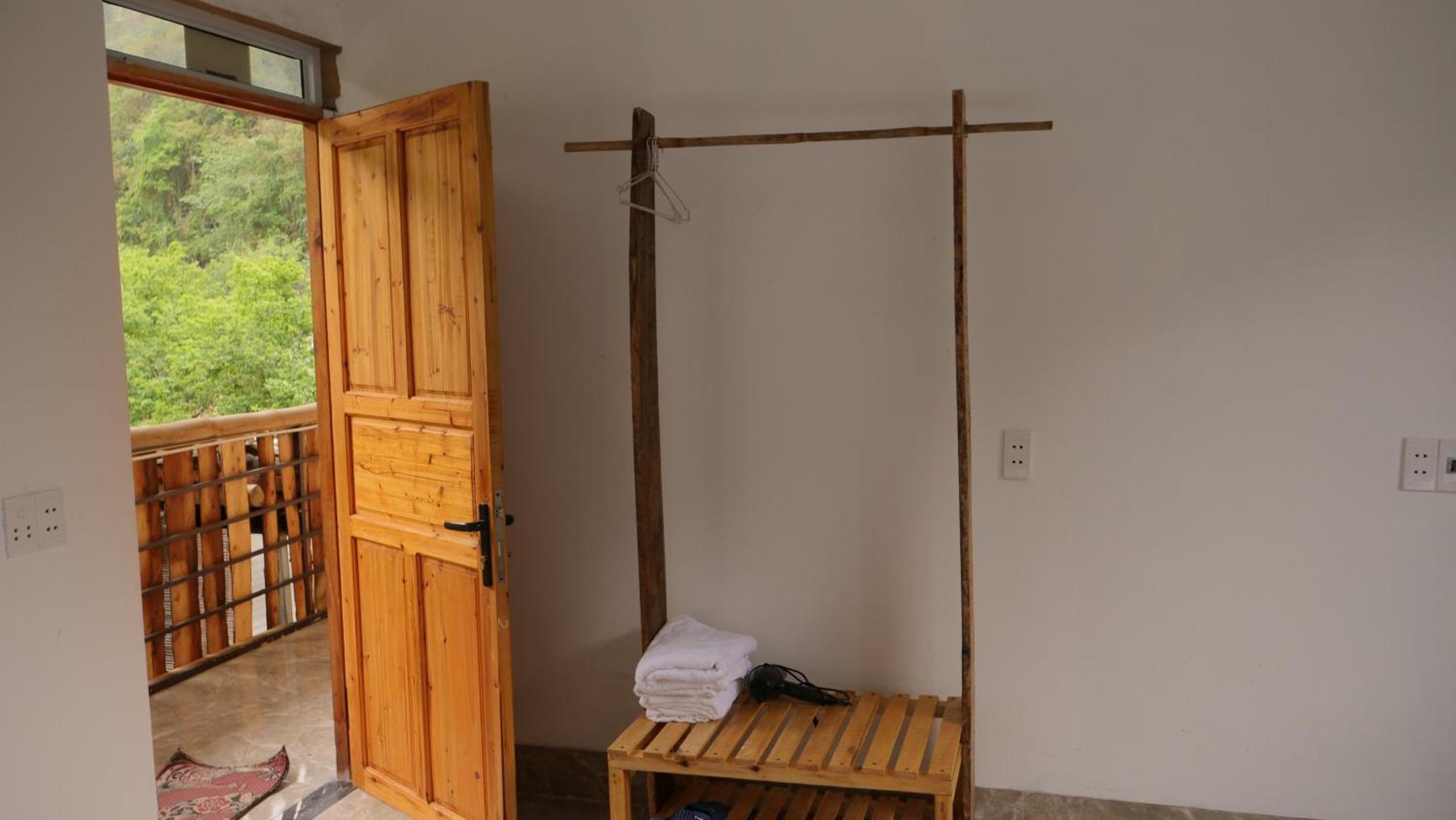 Homestay Nha Pao Loung Kam Kültér fotó