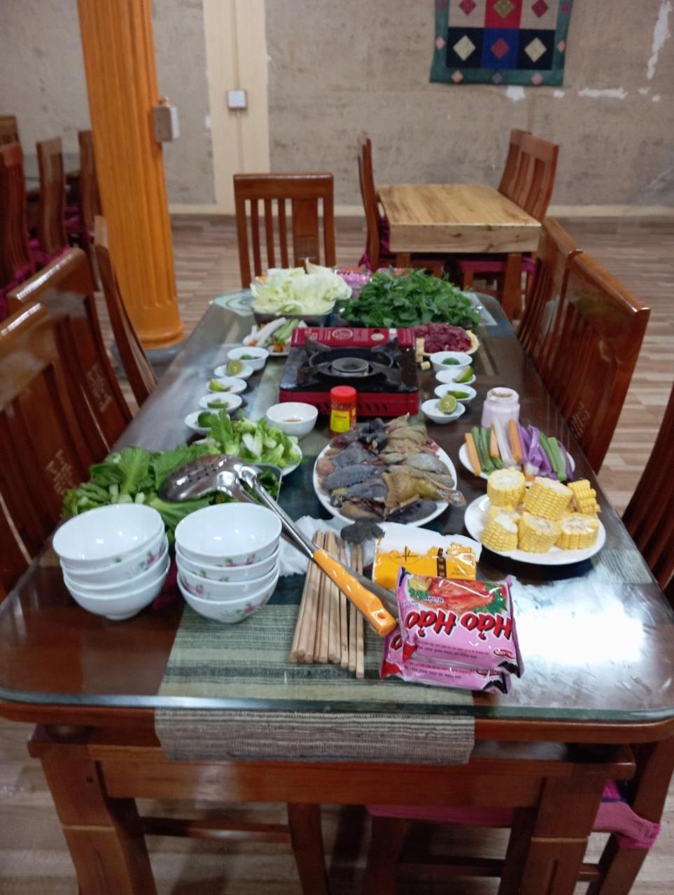 Homestay Nha Pao Loung Kam Kültér fotó
