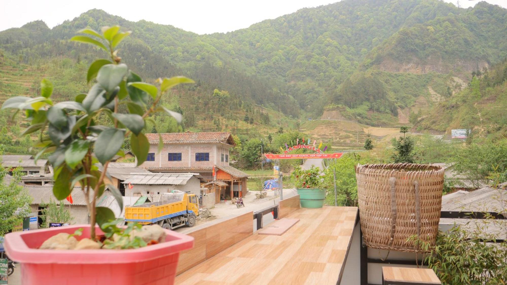 Homestay Nha Pao Loung Kam Kültér fotó