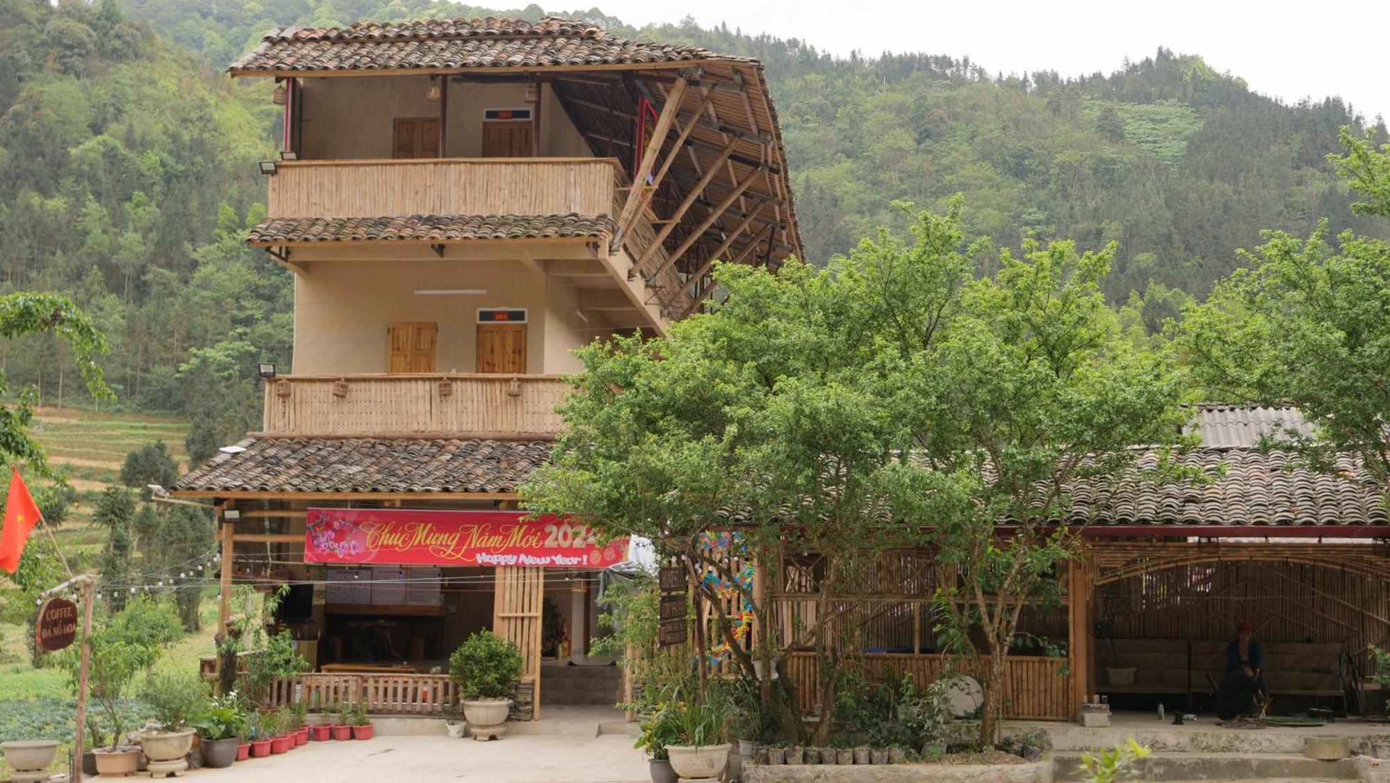 Homestay Nha Pao Loung Kam Kültér fotó