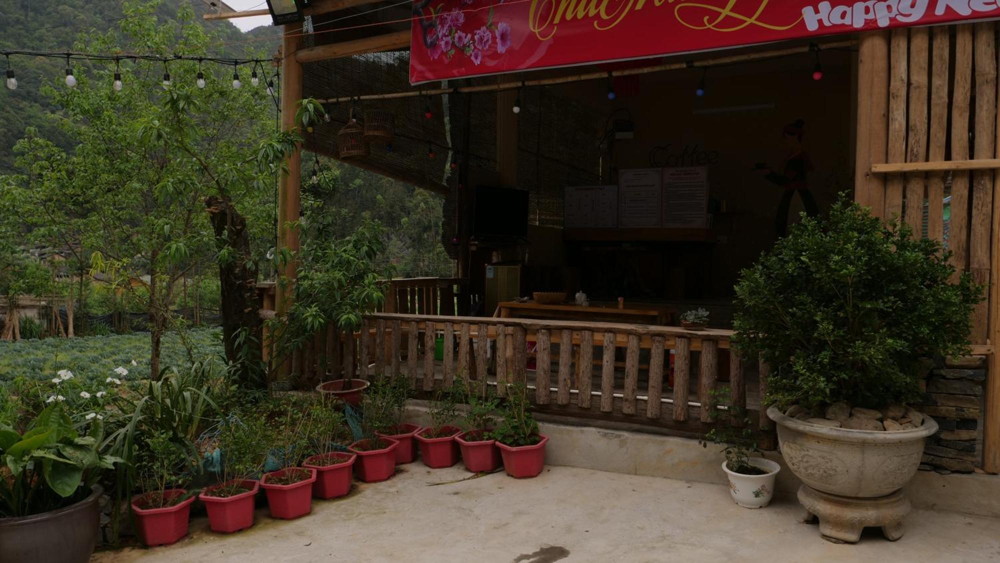 Homestay Nha Pao Loung Kam Kültér fotó